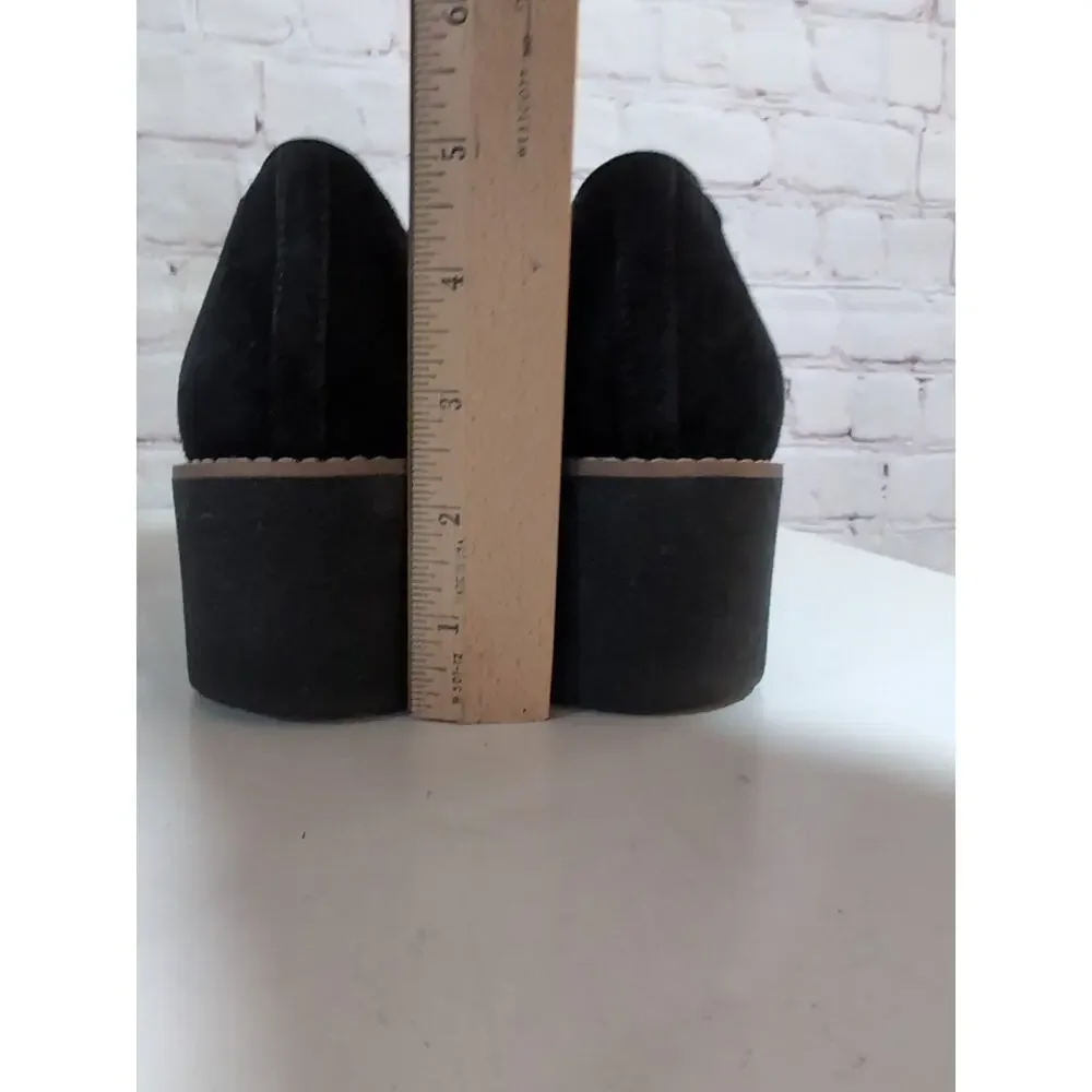 Vionic Women's Size 10 Willa Wedge Water Repellent Black Suede Euro 41